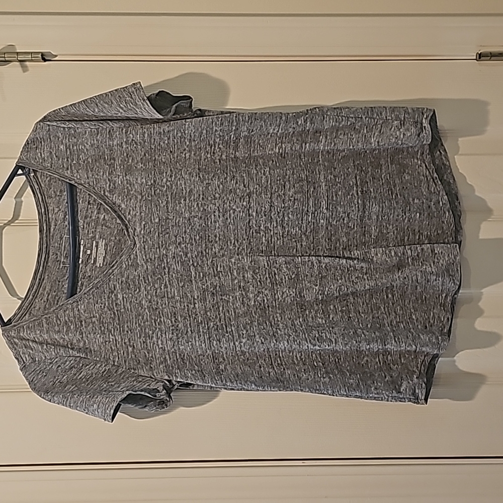 Sonoma grey tshirt